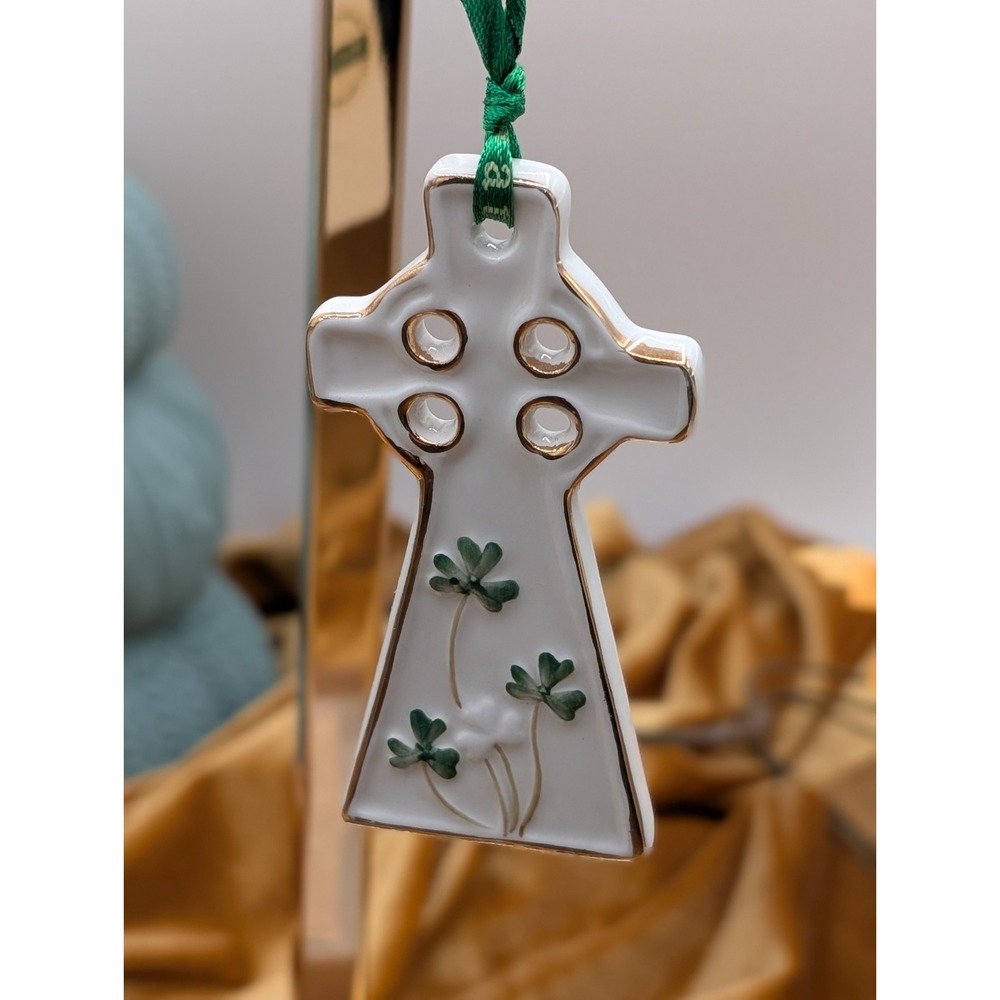 Watervale Parian China Celtic Cross Ornament Ireland Shamrocks Boxed St Patrick